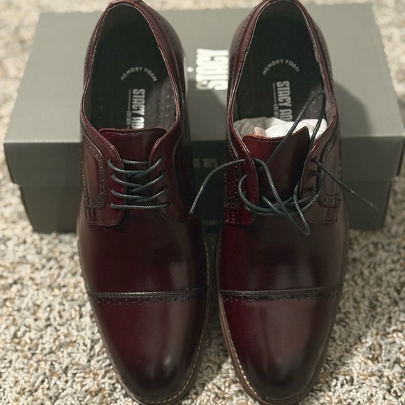 Stacy Adams Burgundy Oxford Shoes - Picture 15 of 15